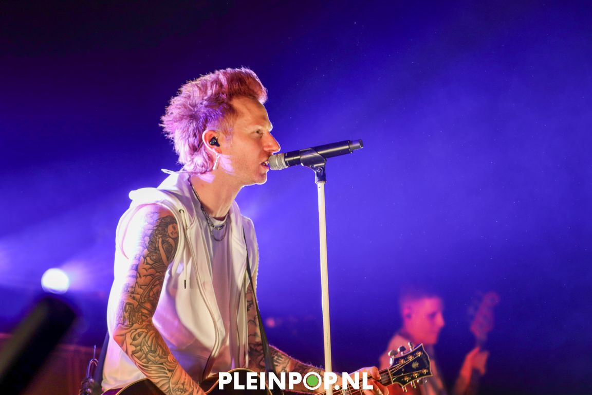 THE DIRTY DADDIES     (74)